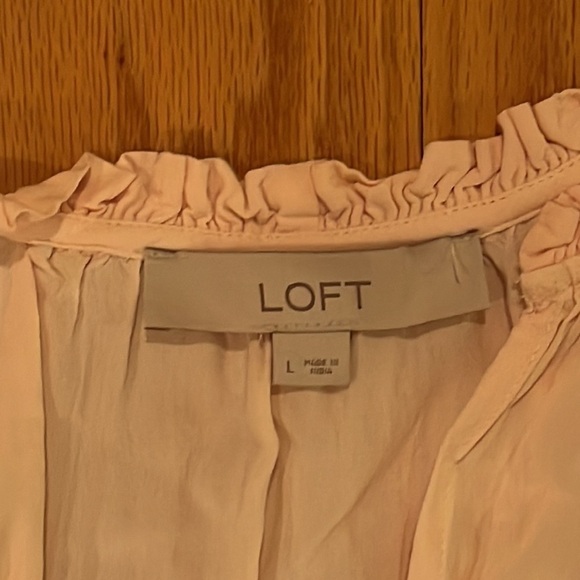 LOFT Women’s Pink Blouse Size L - Picture 2 of 4